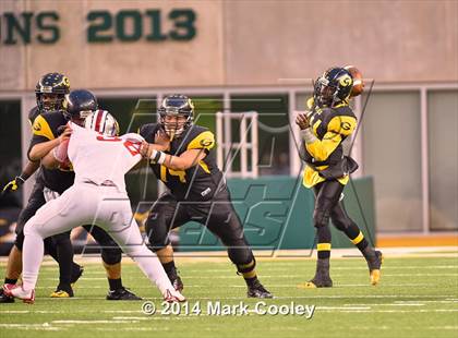 Thumbnail 1 in Garland vs. Belton (UIL 6A Bi-District Playoff) photogallery.