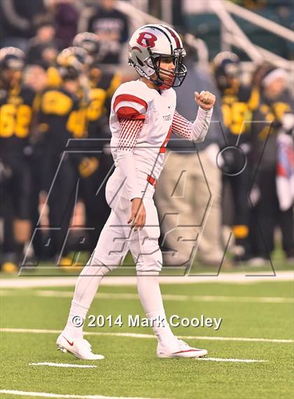Thumbnail 3 in Garland vs. Belton (UIL 6A Bi-District Playoff) photogallery.