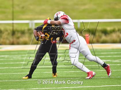 Thumbnail 1 in Garland vs. Belton (UIL 6A Bi-District Playoff) photogallery.