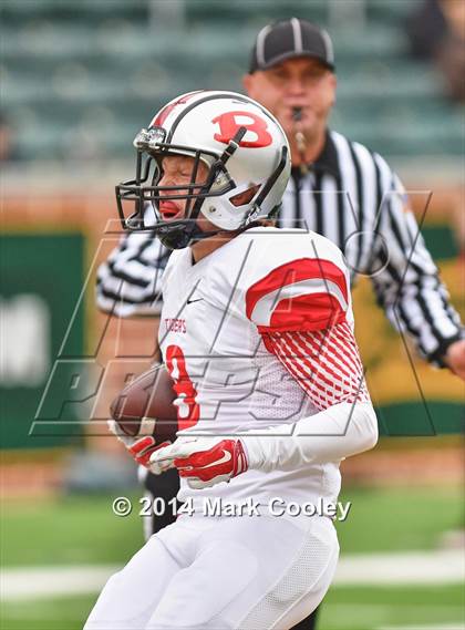 Thumbnail 3 in Garland vs. Belton (UIL 6A Bi-District Playoff) photogallery.