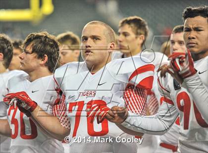Thumbnail 3 in Garland vs. Belton (UIL 6A Bi-District Playoff) photogallery.