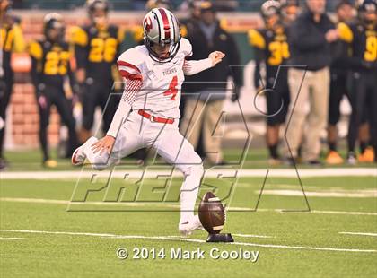Thumbnail 2 in Garland vs. Belton (UIL 6A Bi-District Playoff) photogallery.