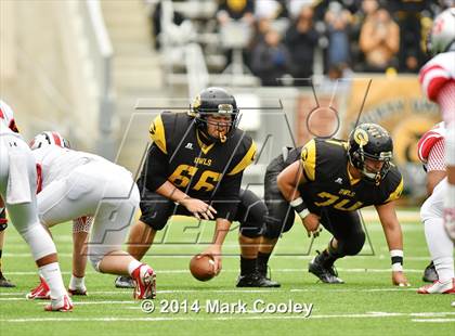 Thumbnail 3 in Garland vs. Belton (UIL 6A Bi-District Playoff) photogallery.