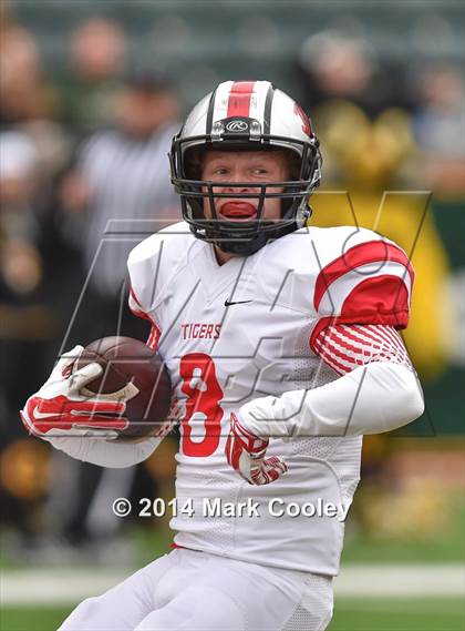 Thumbnail 2 in Garland vs. Belton (UIL 6A Bi-District Playoff) photogallery.