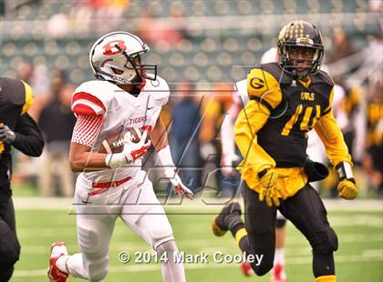 Thumbnail 1 in Garland vs. Belton (UIL 6A Bi-District Playoff) photogallery.