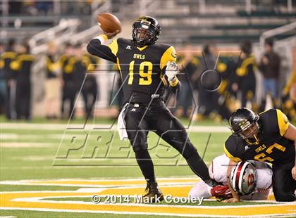 Thumbnail 2 in Garland vs. Belton (UIL 6A Bi-District Playoff) photogallery.
