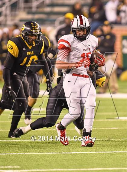 Thumbnail 1 in Garland vs. Belton (UIL 6A Bi-District Playoff) photogallery.