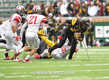 Thumbnail 2 in Garland vs. Belton (UIL 6A Bi-District Playoff) photogallery.