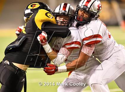 Thumbnail 3 in Garland vs. Belton (UIL 6A Bi-District Playoff) photogallery.