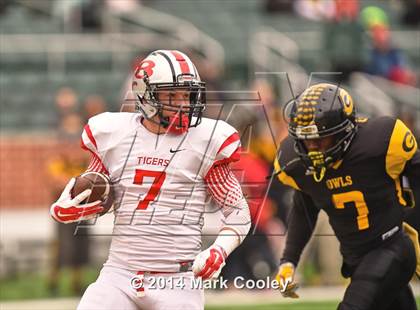 Thumbnail 1 in Garland vs. Belton (UIL 6A Bi-District Playoff) photogallery.