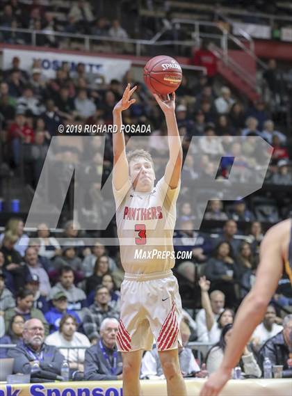 Thumbnail 1 in San Joaquin Memorial vs. San Luis Obispo (CIF CS DII Final) photogallery.
