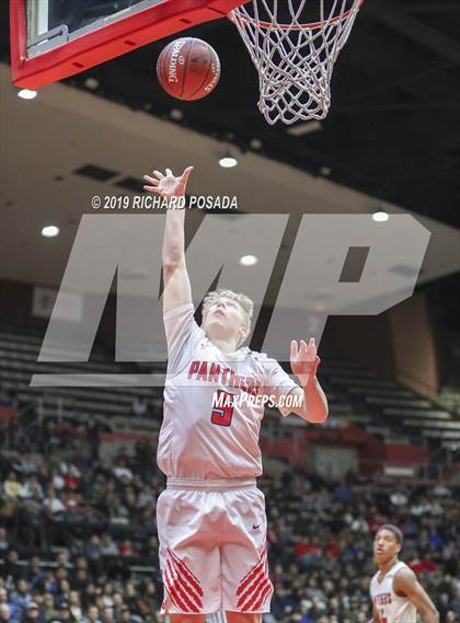 Thumbnail 1 in San Joaquin Memorial vs. San Luis Obispo (CIF CS DII Final) photogallery.
