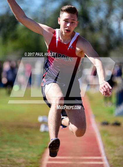 Thumbnail 1 in Burt Williams Classic photogallery.