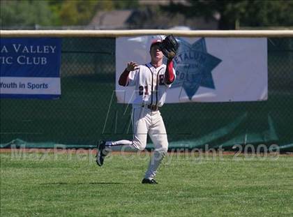 Thumbnail 2 in Eureka vs Cardinal Newman (Adam Wescott Tournament) photogallery.