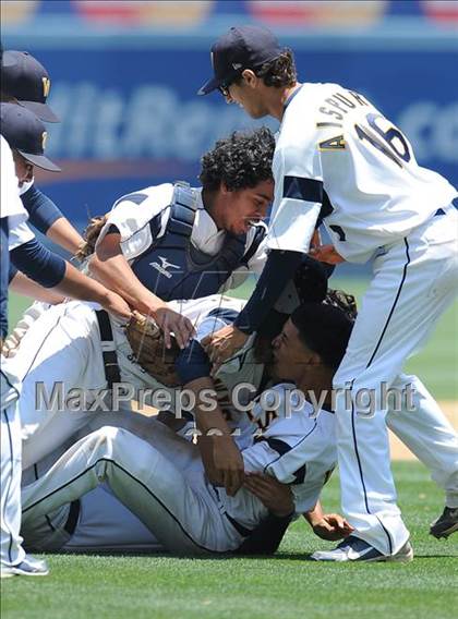 Thumbnail 3 in North Hollywood vs. Wilson (CIF LACS D2 Final) photogallery.