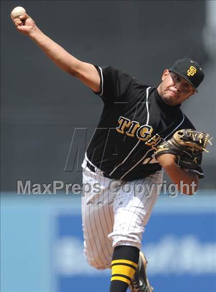 Thumbnail 1 in North Hollywood vs. Wilson (CIF LACS D2 Final) photogallery.