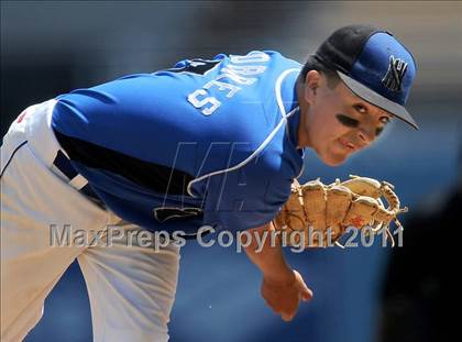 Thumbnail 3 in North Hollywood vs. Wilson (CIF LACS D2 Final) photogallery.