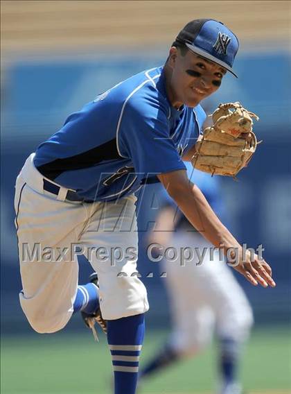Thumbnail 3 in North Hollywood vs. Wilson (CIF LACS D2 Final) photogallery.