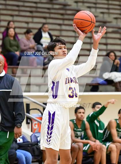 Thumbnail 1 in Brackenridge Vs Southwest (SAISD Invitational) photogallery.