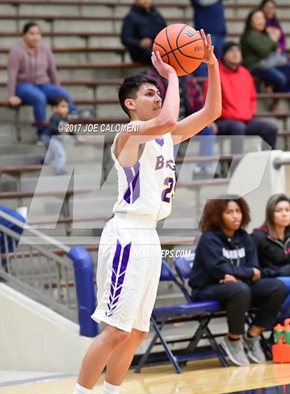 Thumbnail 2 in Brackenridge Vs Southwest (SAISD Invitational) photogallery.