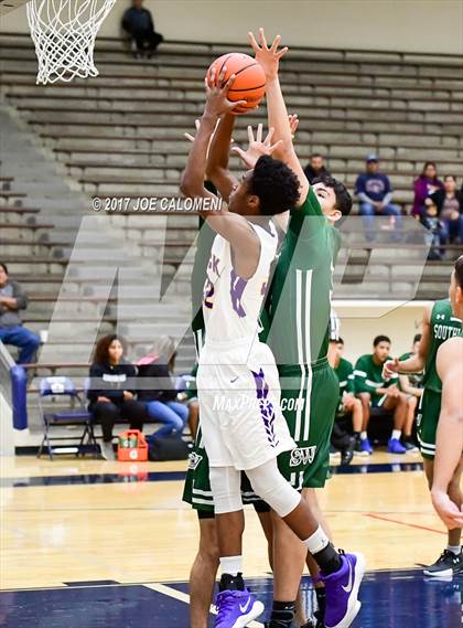 Thumbnail 1 in Brackenridge Vs Southwest (SAISD Invitational) photogallery.