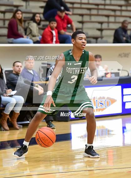 Thumbnail 2 in Brackenridge Vs Southwest (SAISD Invitational) photogallery.