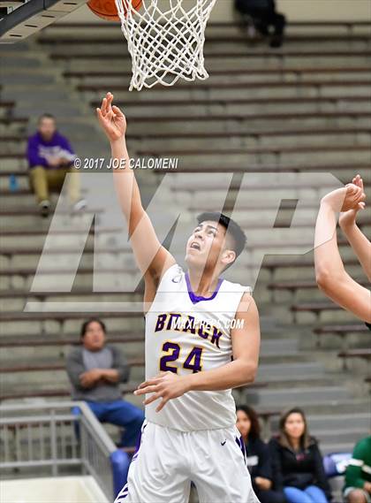 Thumbnail 2 in Brackenridge Vs Southwest (SAISD Invitational) photogallery.