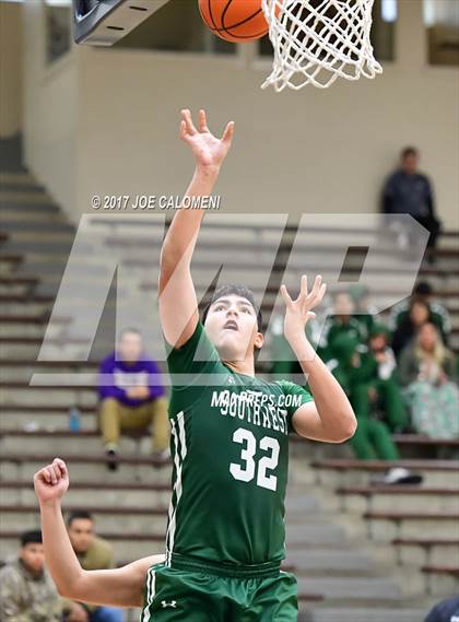 Thumbnail 3 in Brackenridge Vs Southwest (SAISD Invitational) photogallery.