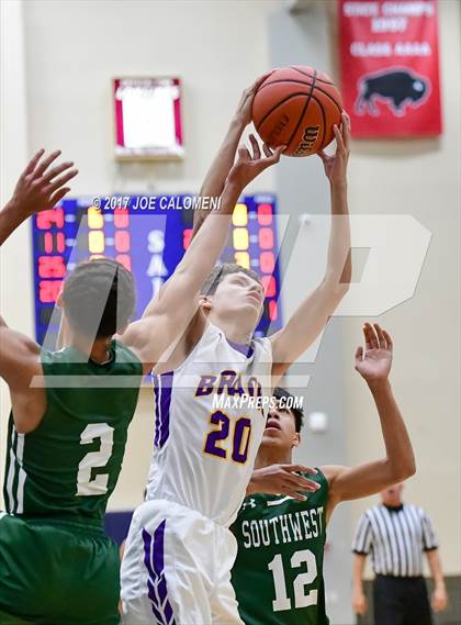 Thumbnail 2 in Brackenridge Vs Southwest (SAISD Invitational) photogallery.