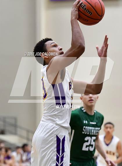 Thumbnail 2 in Brackenridge Vs Southwest (SAISD Invitational) photogallery.