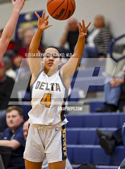 Thumbnail 3 in Wapahani @ Delta photogallery.