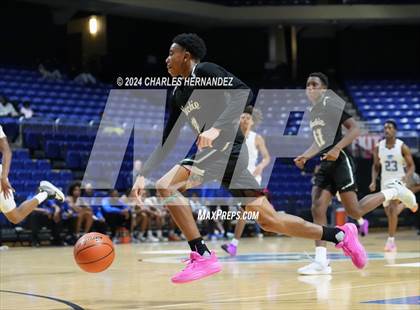 Thumbnail 1 in Waxahachie vs. King (Cy-Hoops Invitational) photogallery.