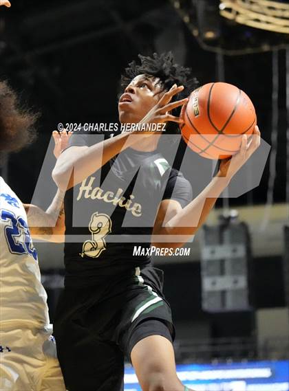 Thumbnail 2 in Waxahachie vs. King (Cy-Hoops Invitational) photogallery.