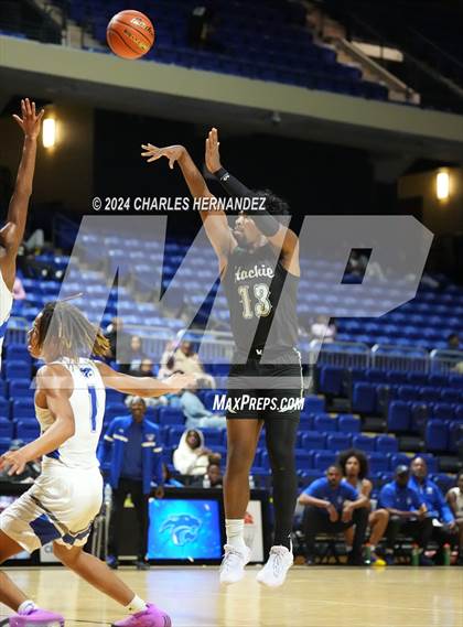 Thumbnail 1 in Waxahachie vs. King (Cy-Hoops Invitational) photogallery.