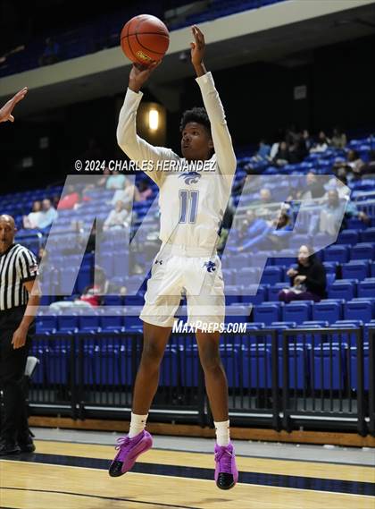 Thumbnail 3 in Waxahachie vs. King (Cy-Hoops Invitational) photogallery.