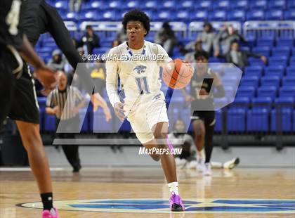 Thumbnail 3 in Waxahachie vs. King (Cy-Hoops Invitational) photogallery.