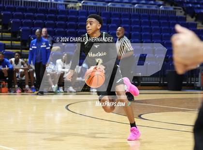 Thumbnail 2 in Waxahachie vs. King (Cy-Hoops Invitational) photogallery.