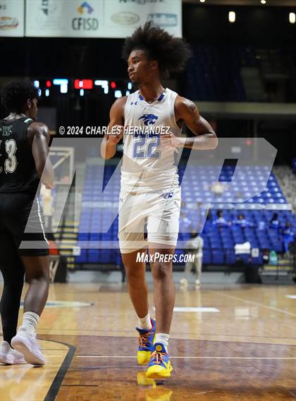 Thumbnail 2 in Waxahachie vs. King (Cy-Hoops Invitational) photogallery.