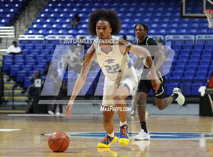 Thumbnail 1 in Waxahachie vs. King (Cy-Hoops Invitational) photogallery.
