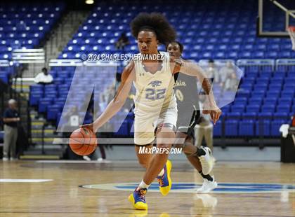 Thumbnail 2 in Waxahachie vs. King (Cy-Hoops Invitational) photogallery.