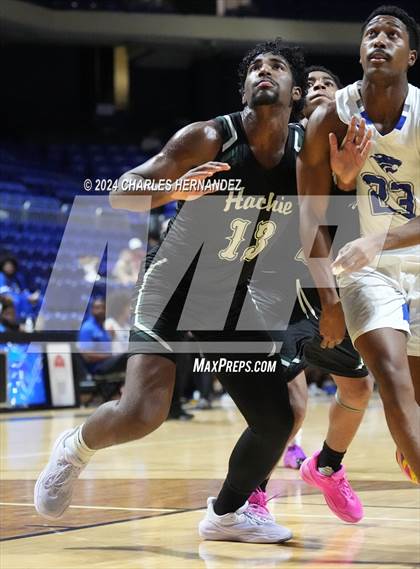 Thumbnail 2 in Waxahachie vs. King (Cy-Hoops Invitational) photogallery.
