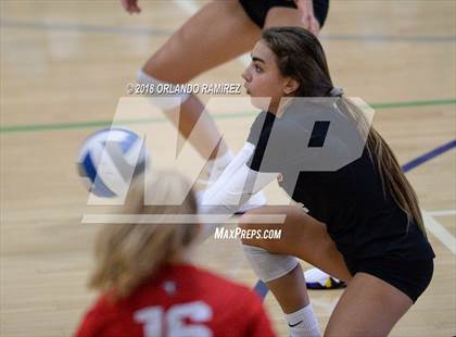 Thumbnail 2 in Santa Fe Christian @ Eastlake photogallery.