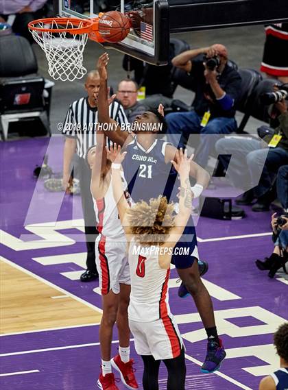 Thumbnail 3 in Chino Hills vs. James Logan (CIF State D1 Final) photogallery.