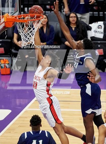 Thumbnail 3 in Chino Hills vs. James Logan (CIF State D1 Final) photogallery.