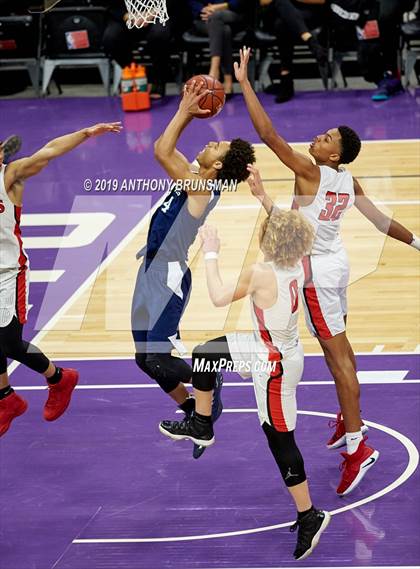 Thumbnail 3 in Chino Hills vs. James Logan (CIF State D1 Final) photogallery.