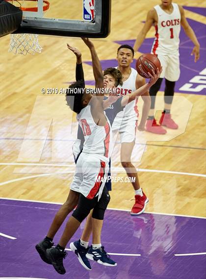 Thumbnail 1 in Chino Hills vs. James Logan (CIF State D1 Final) photogallery.
