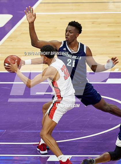 Thumbnail 3 in Chino Hills vs. James Logan (CIF State D1 Final) photogallery.
