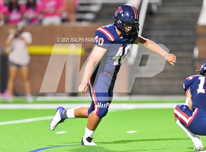 Thumbnail 3 in Seven Lakes @ Tompkins photogallery.