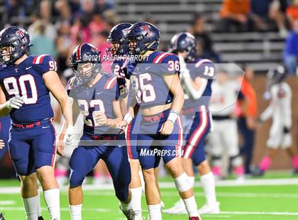 Thumbnail 3 in Seven Lakes @ Tompkins photogallery.