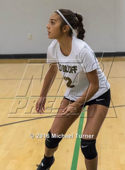 Thumbnail 1 in Red Bluff vs Las Plumas (Red Bluff Tournament) photogallery.